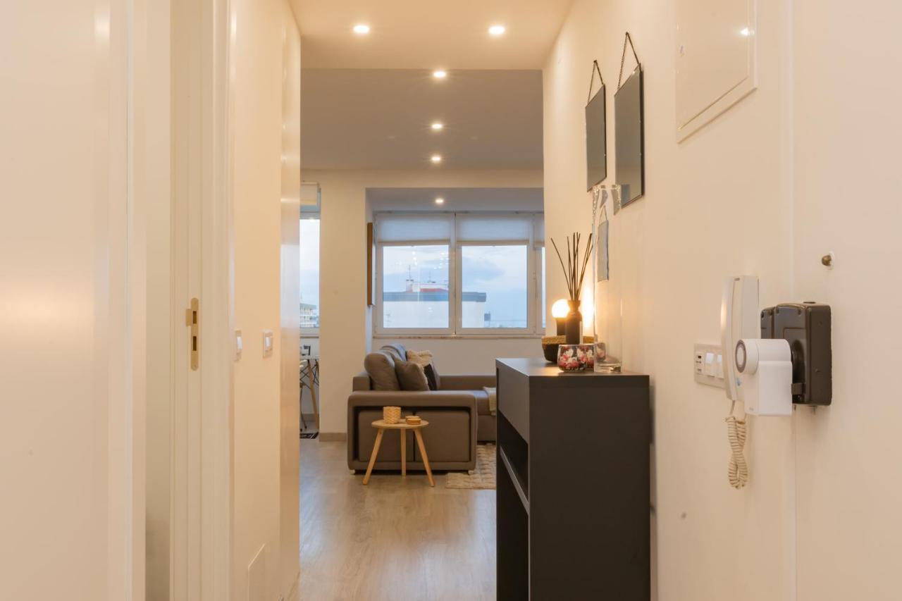 Stylish Apartment W/ River View By Lovelystay Oeiras Ngoại thất bức ảnh